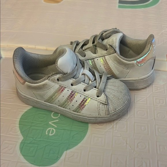 Adidas White and Silver Sneakers with Shell Toe Design - Picture 1 of 6